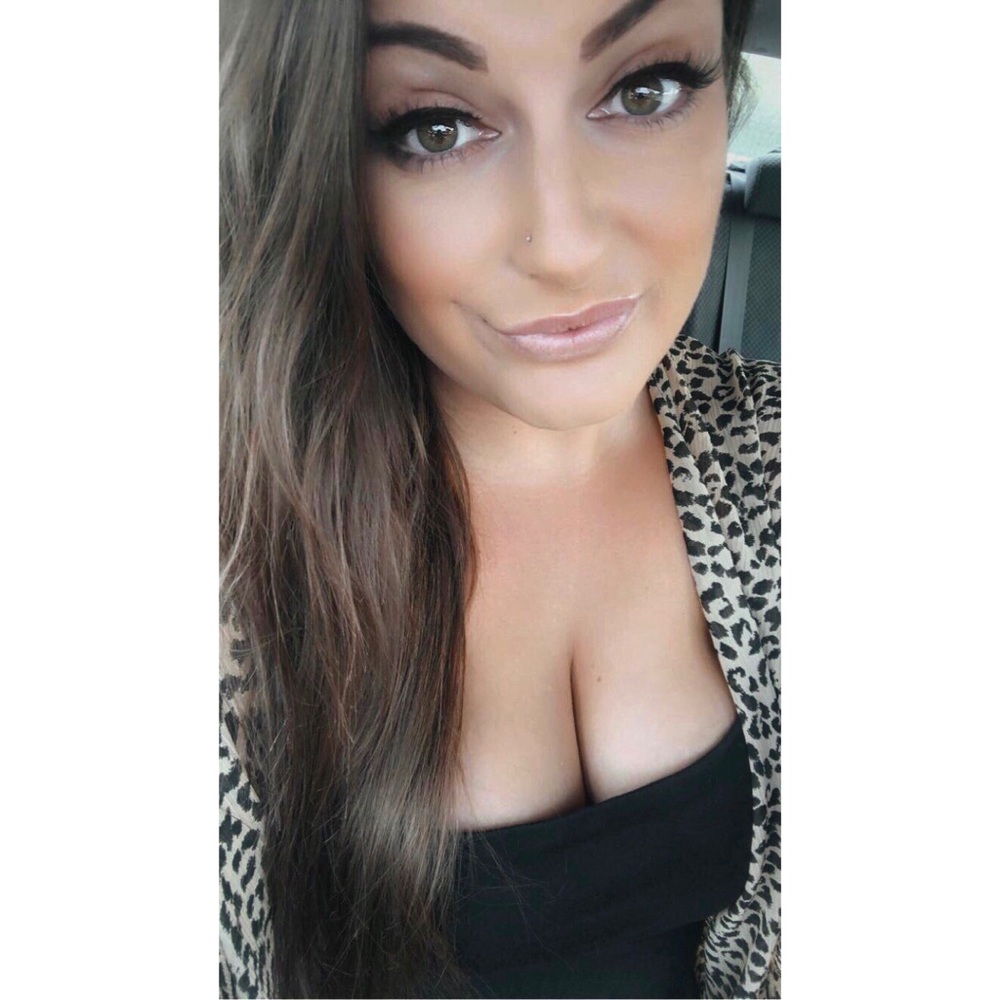 Meet your Posher, Breanne